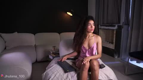 Snapshot of paulacora100 chatting on May 30, 3:20 pm Paula online show from May 30, 3:20 pm