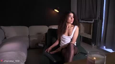 Snapshot of paulacora100 chatting on June 18, 9:30 pm Paula online show from June 18, 9:30 pm