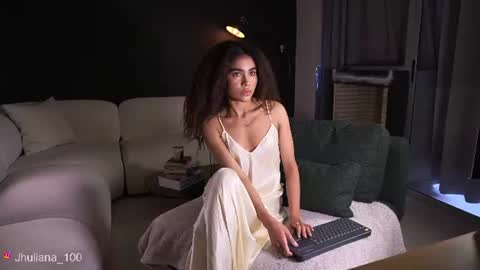 Snapshot of paulacora100 chatting on June 28, 9:54 pm Paula online show from June 28, 9:54 pm