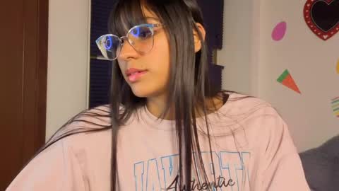 Snapshot of paulacutexs chatting on April 22, 5:21 am Paula online show from April 22, 5:21 am