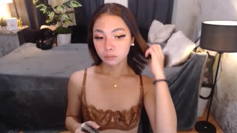 paulalawman online show from February 22, 10:41 pm