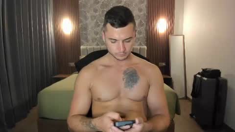 Snapshot of paulblack021 chatting on June 24, 11:31 am paulblack021 online show from June 24, 11:31 am