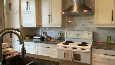 Snapshot of paulilafay chatting on September 11, 1:22 pm Paulila Fay online show from September 11, 1:22 pm