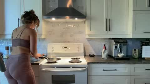 Snapshot of paulilafay chatting on September 16, 1:34 pm Paulila Fay online show from September 16, 1:34 pm