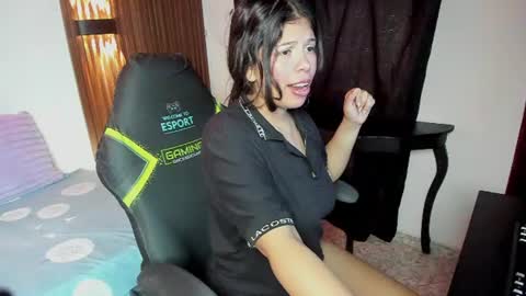 paulina07_ online show from June 24, 2:38 pm