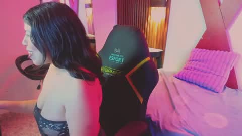 paulina07_ online show from June 30, 12:55 am