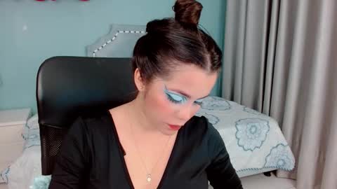 Paulina online show from October 27, 7:40 pm