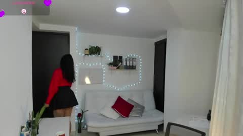 Snapshot of paulina_dossantos chatting on May 26, 8:54 am paulina online show from May 26, 8:54 am