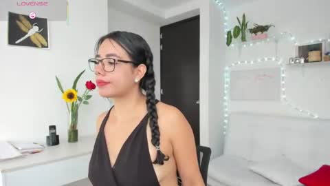 paulina online show from July 22, 8:33 pm