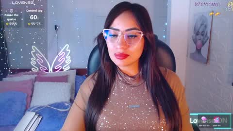 paulina online show from April 19, 4:28 pm