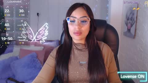 Snapshot of paulina_galvis2700 chatting on June 5, 9:31 pm paulina online show from June 5, 9:31 pm