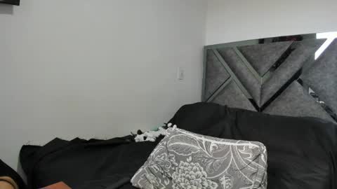 Snapshot of paulina_l chatting on July 6, 8:55 pm Paulina online show from July 6, 8:55 pm