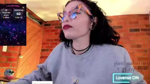 Snapshot of paulinabarnett_ chatting on September 21, 5:36 pm Paulina online show from September 21, 5:36 pm
