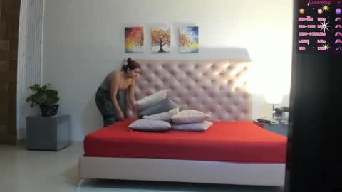 PaulinaSaennz online show from May 28, 12:24 pm