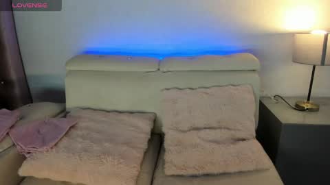PaulinaSaennz online show from June 9, 1:12 pm