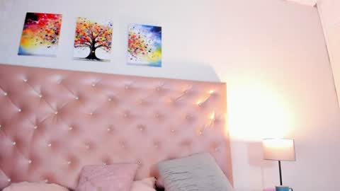 PaulinaSaennz online show from June 19, 4:11 pm