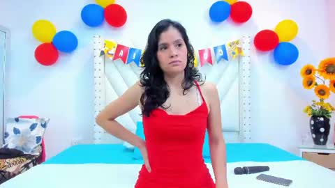 paulinavera online show from June 15, 2:30 pm