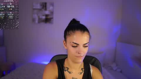 Pauline online show from August 3, 12:54 pm