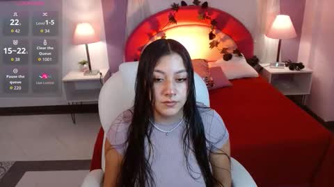 Maria Paula online show from October 15, 12:05 pm