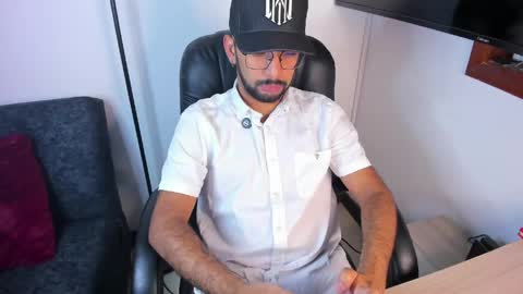 Paulo Da Silva online show from April 17, 12:30 pm