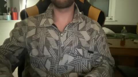 Snapshot of paulsimpsn chatting on March 9, 12:31 am love bush online show from March 9, 12:31 am