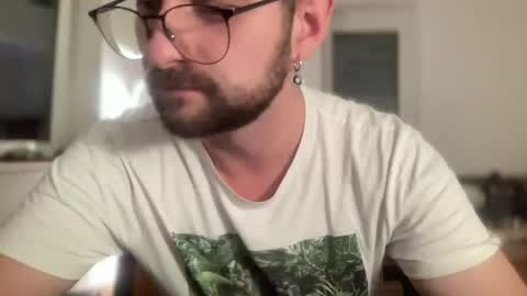 Snapshot of paulsimpsn chatting on September 27, 6:02 pm love bush online show from September 27, 6:02 pm