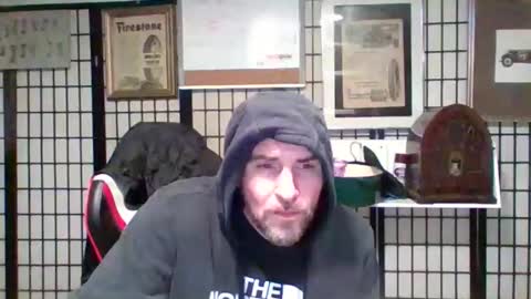Snapshot of paulstetson chatting on March 1, 7:43 am paulstetson online show from March 1, 7:43 am