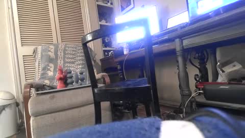 Snapshot of paulvert chatting on September 10, 10:10 pm Paulvert online show from September 10, 10:10 pm