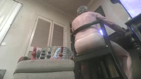 Snapshot of paulvert chatting on December 18, 11:22 pm Paulvert online show from December 18, 11:22 pm