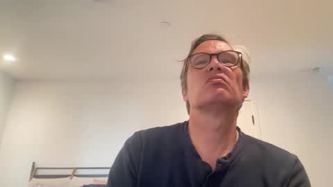 paulwill2377 online show from April 29, 8:15 pm