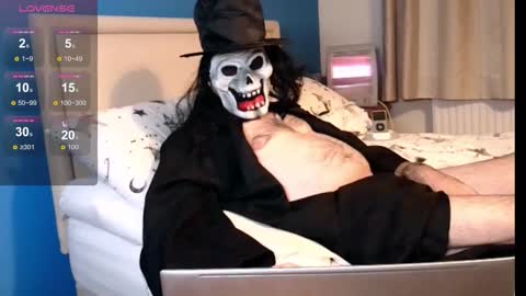 paulyandrew online show from October 31, 9:27 pm