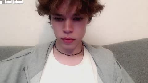 pawclaw online show from April 20, 10:44 pm