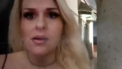 Snapshot of pawgheaven999 chatting on October 21, 9:32 am pawgheaven999 online show from October 21, 9:32 am