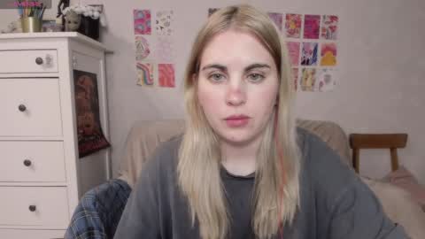 Allisses online show from January 19, 6:53 pm