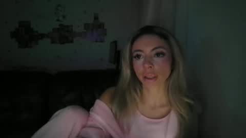 Snapshot of paybarbi chatting on December 5, 1:36 am paybarbi online show from December 5, 1:36 am