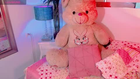 Payton online show from December 2, 10:09 am