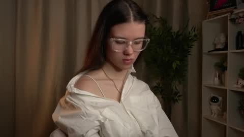 Beautiful Mila online show from March 20, 2:38 am