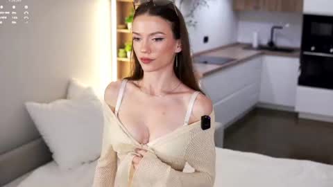 Sexy Mila online show from August 3, 3:49 am