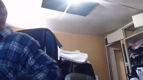 pc8474408 online show from April 30, 12:11 pm