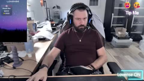 Snapshot of pc92160 chatting on September 14, 9:03 pm pc92160 online show from September 14, 9:03 pm