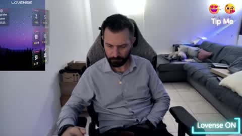 Snapshot of pc92160 chatting on November 10, 5:23 pm pc92160 online show from November 10, 5:23 pm