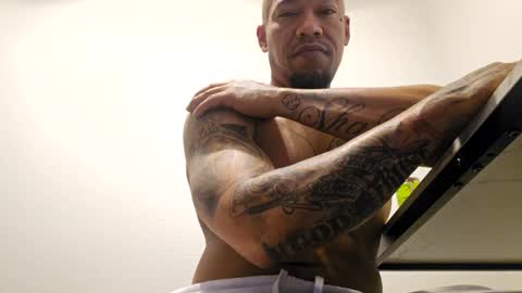 Phenomenal online show from February 20, 10:48 pm