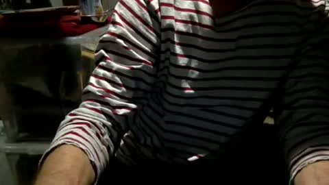 pea23 online show from November 24, 7:13 pm