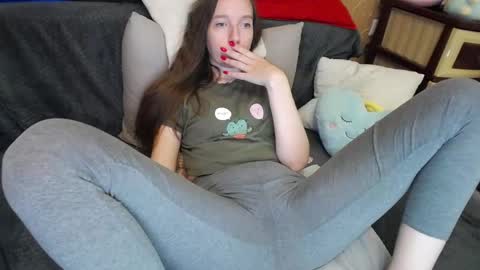 FOUNTAIN SQUIRT online show from May 7, 2:11 pm