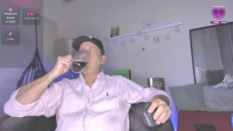 Snapshot of peacetous chatting on February 8, 7:01 am Marc online show from February 8, 7:01 am