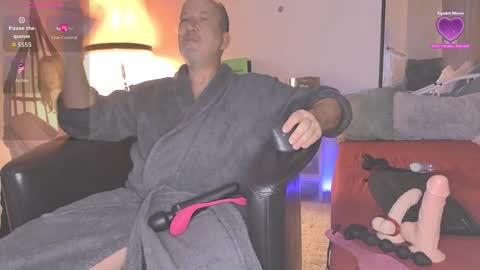 Snapshot of peacetous chatting on February 13, 4:41 am Marc online show from February 13, 4:41 am