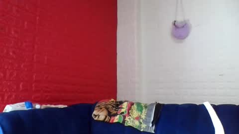 Snapshot of peach_melbah chatting on May 20, 6:25 pm peach_melbah online show from May 20, 6:25 pm