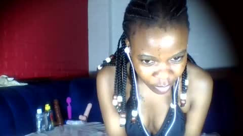 Snapshot of peach_melbah chatting on June 25, 7:35 am peach_melbah online show from June 25, 7:35 am