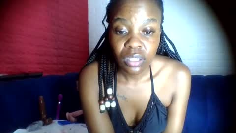Snapshot of peach_melbah chatting on June 25, 9:41 pm peach_melbah online show from June 25, 9:41 pm