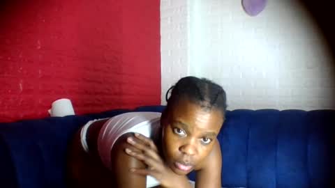 Snapshot of peach_melbah chatting on July 1, 3:56 pm peach_melbah online show from July 1, 3:56 pm